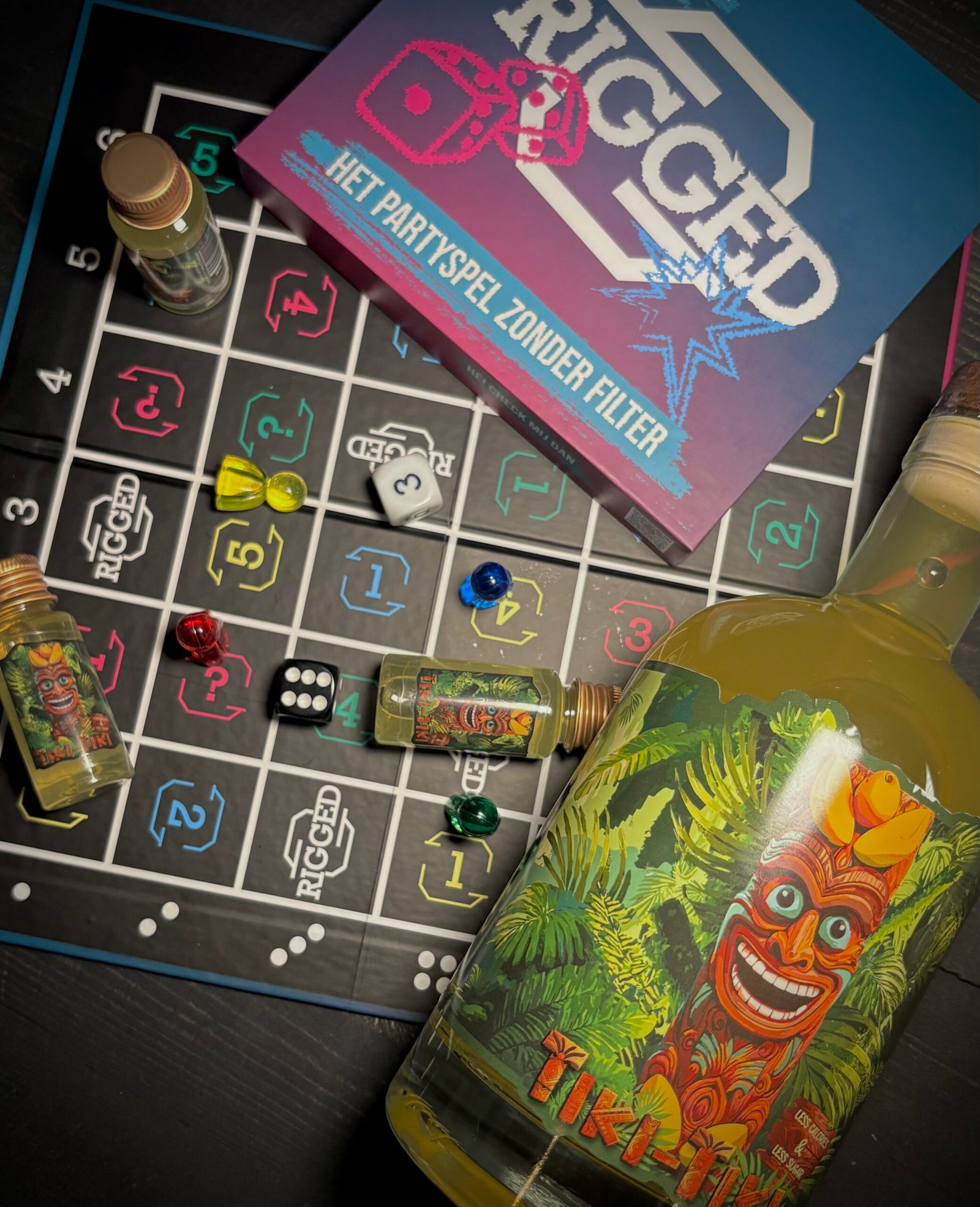Partyspel Rigged + Tiki Tiki Fles (700ml) - Afbeelding 3
